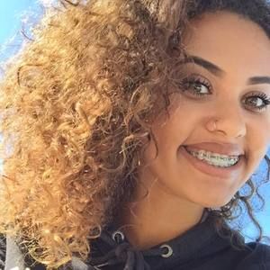 Meet your Posher, Dylana